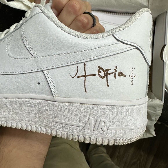 Travis Scott Utopia AF1 - Picture 3 of 6